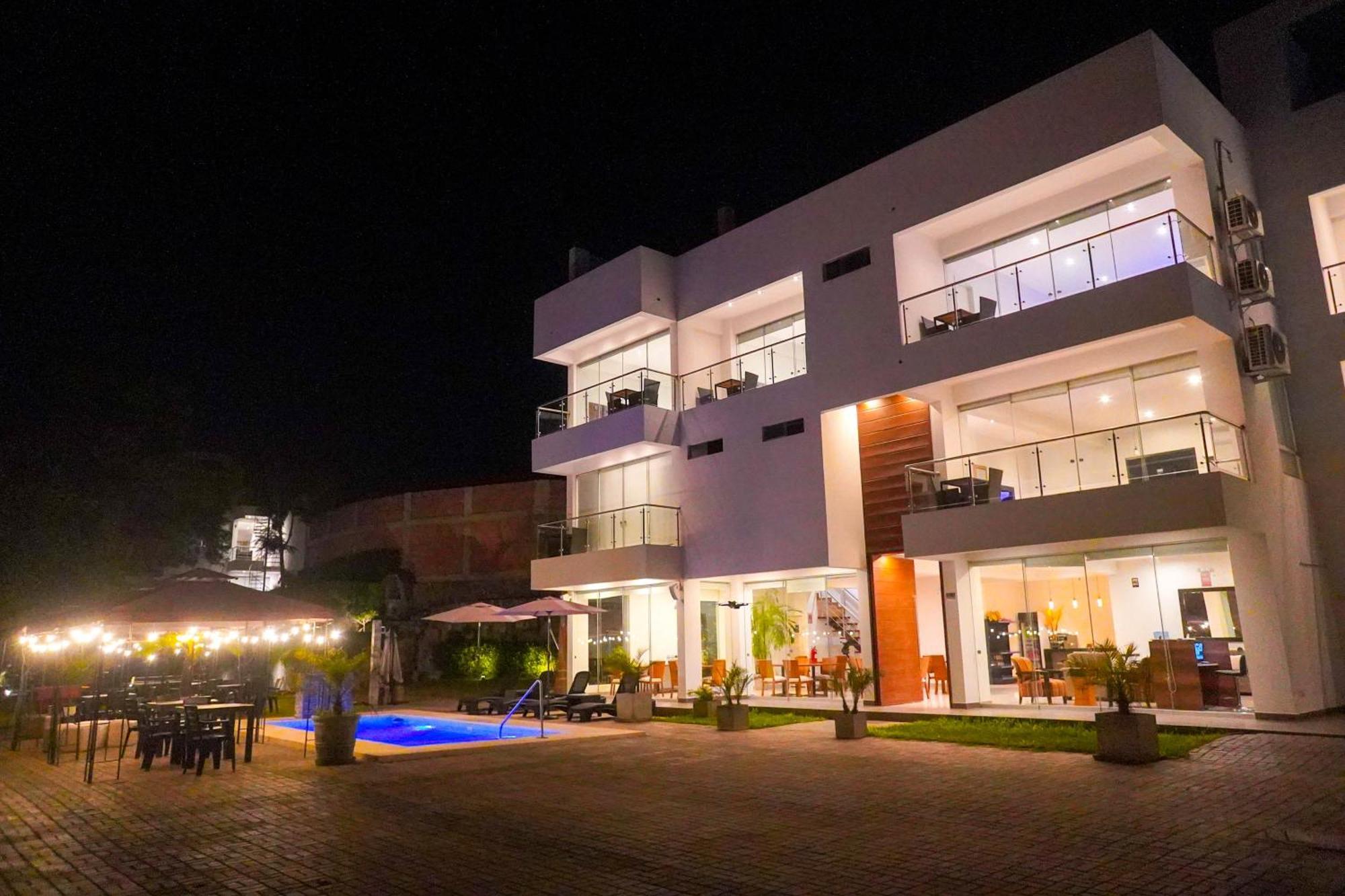 Silver Inn Hotel Cerro Azul Exterior photo